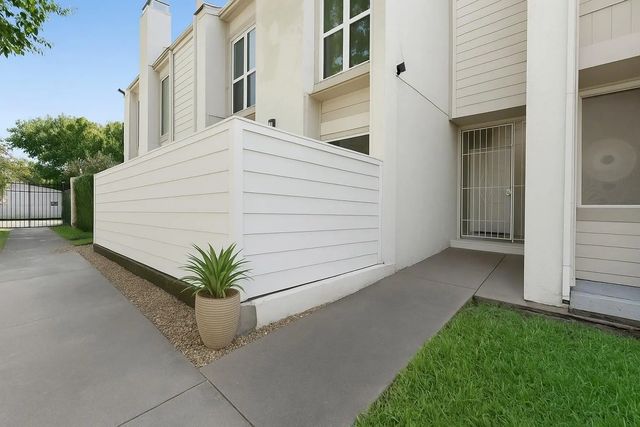 6019 Winsome Lane 2, Houston