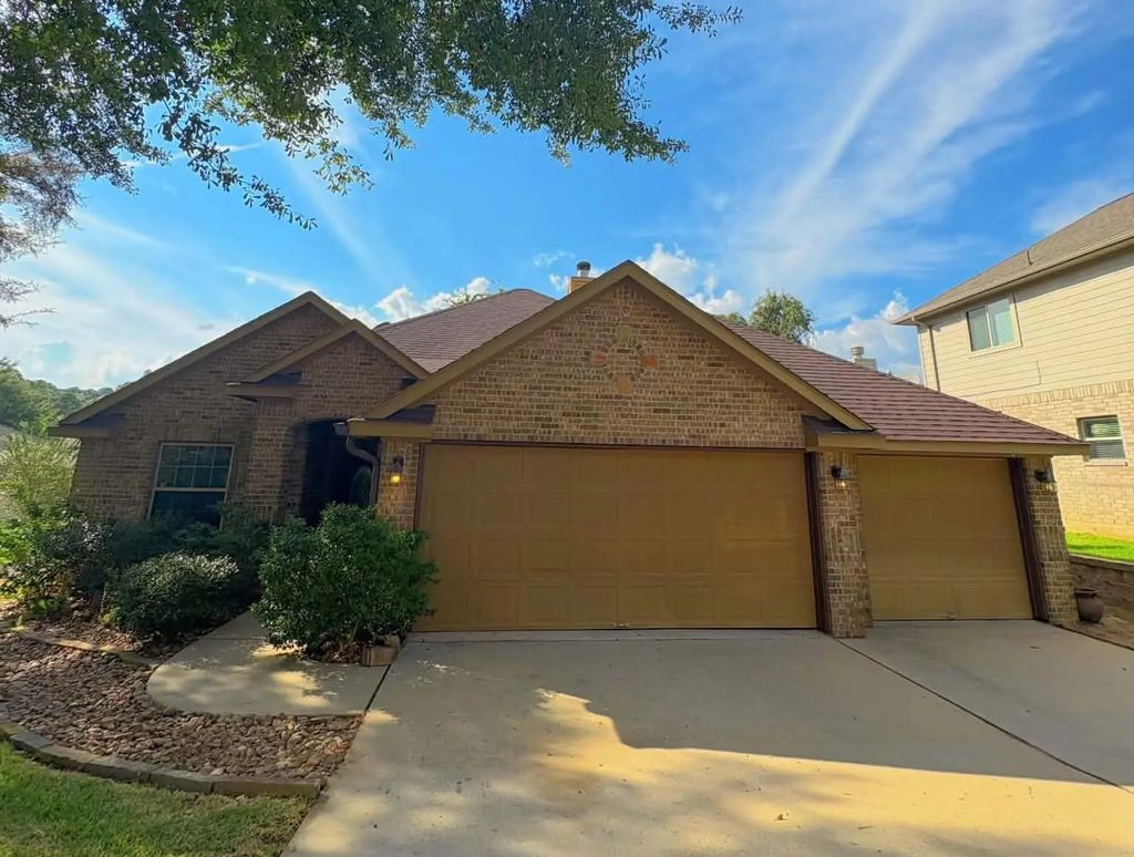 13722 Vail Drive, Montgomery