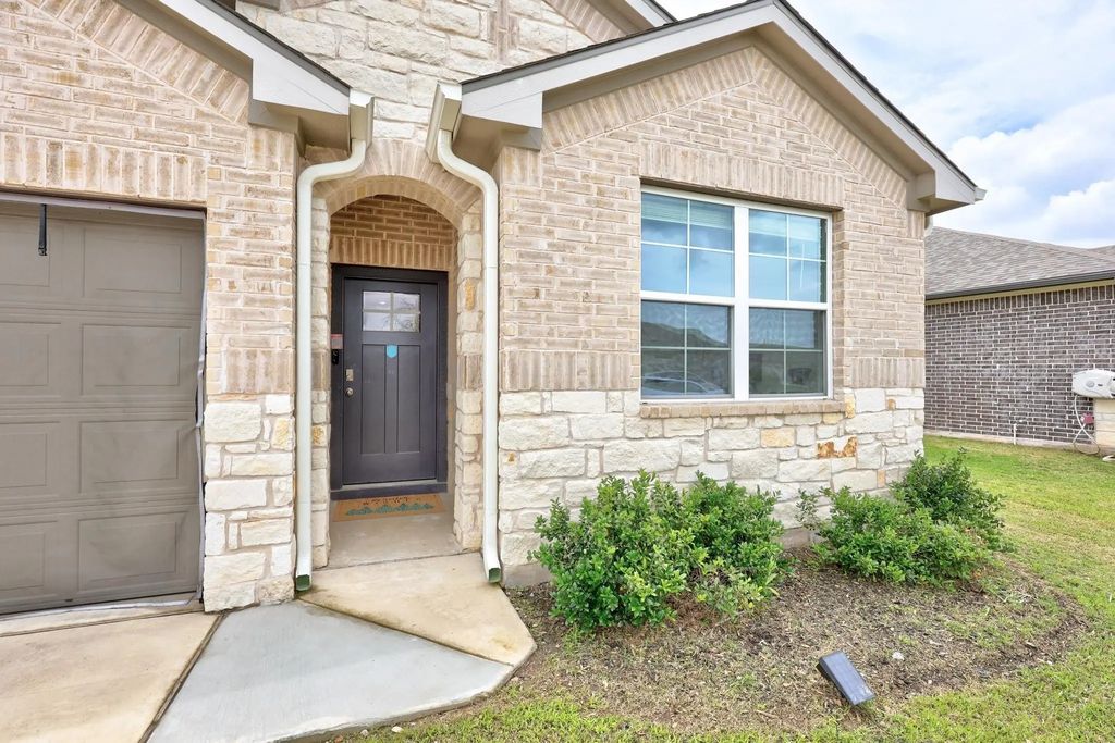 713 Iron Bridge Road, Georgetown