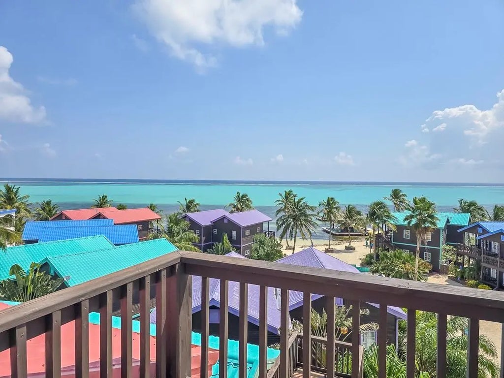 7 Miles North San Pedro Gv 19, 