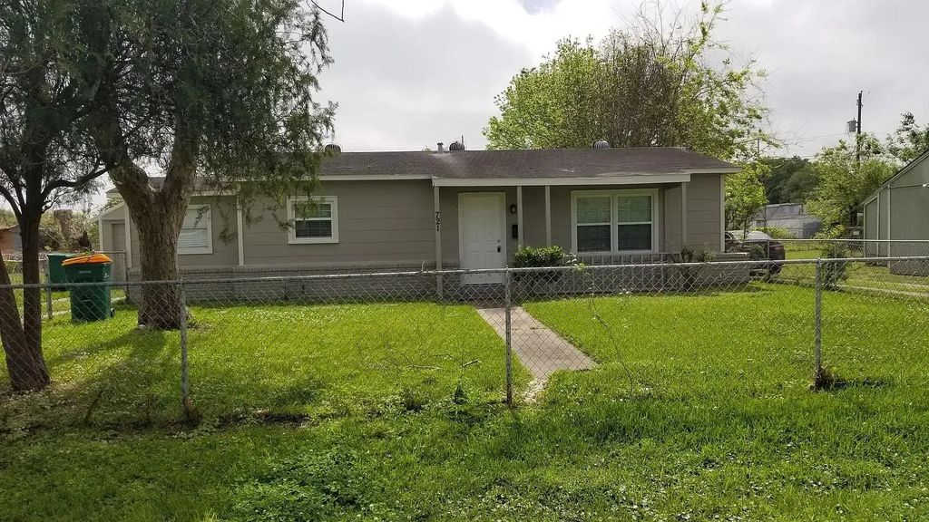 721 Eleanor Street, La Marque
