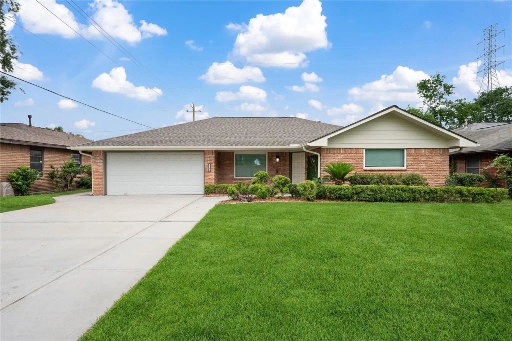 1506 Foxwood Road, Houston