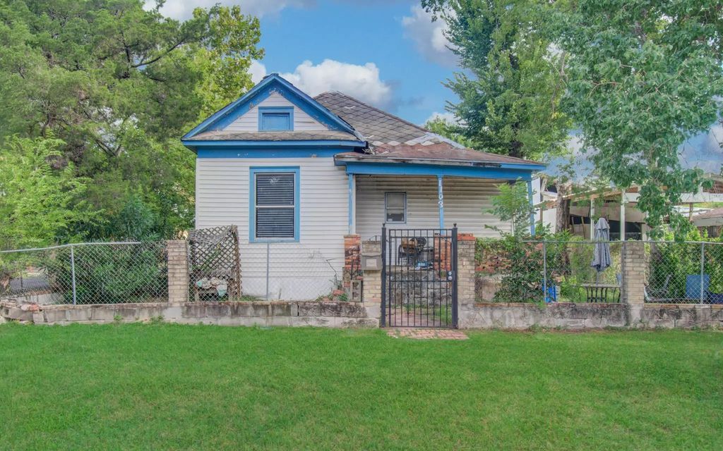 1103 Harrington Street, Houston