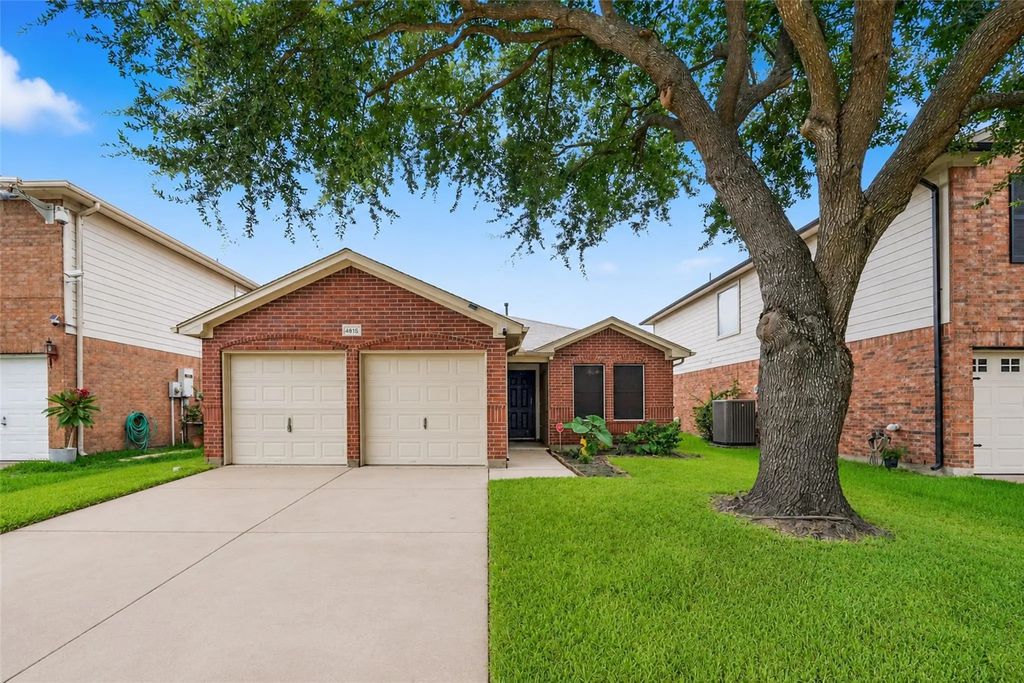 4815 Cliffpoint Court, Katy