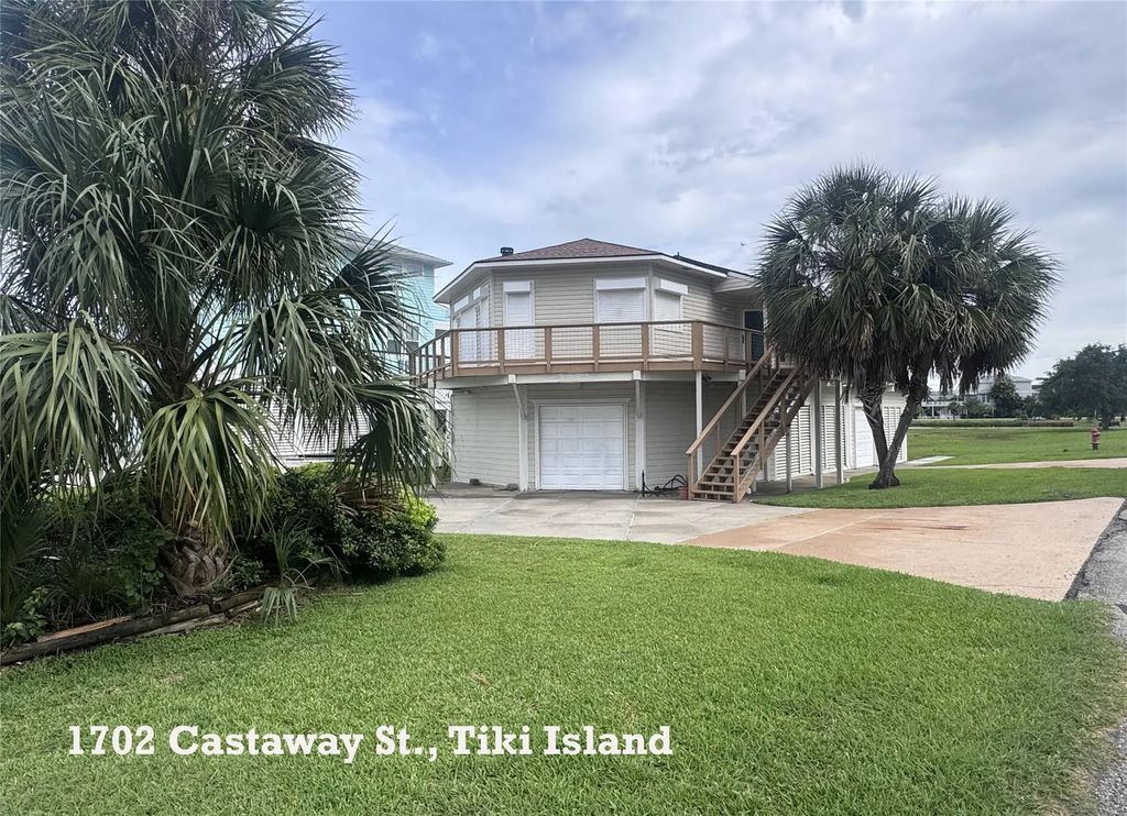 1702 E Castaway Street, Tiki Island