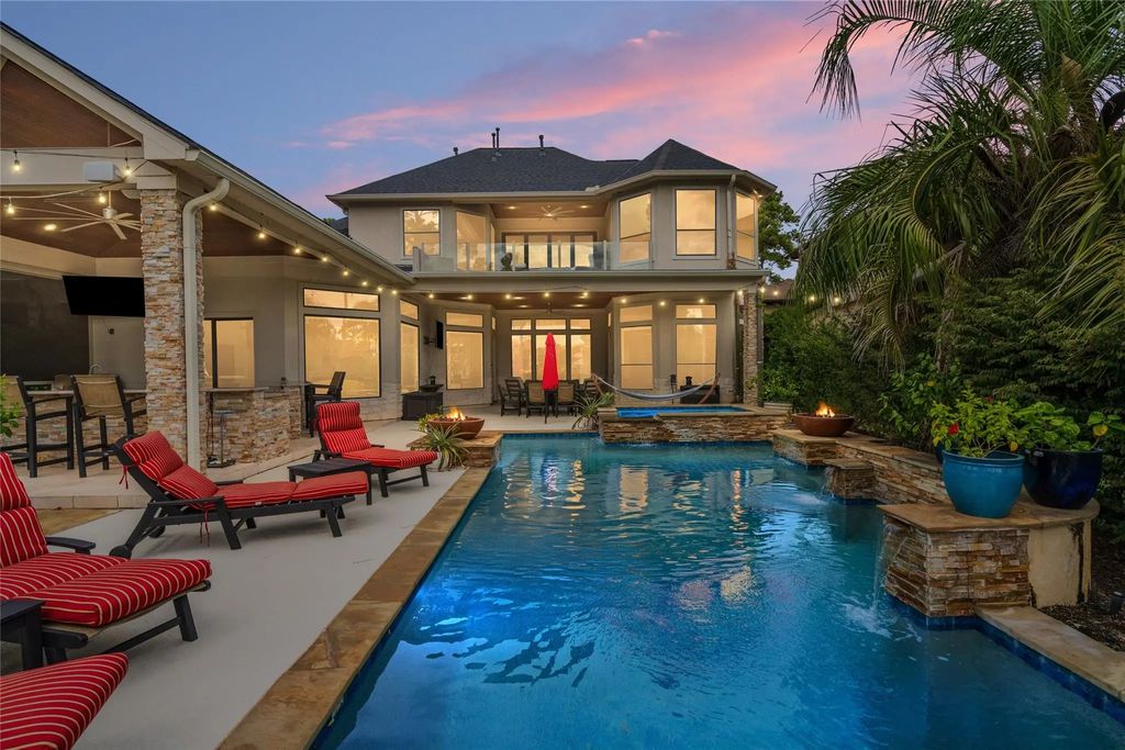 11384 Lake Oak Drive, Montgomery