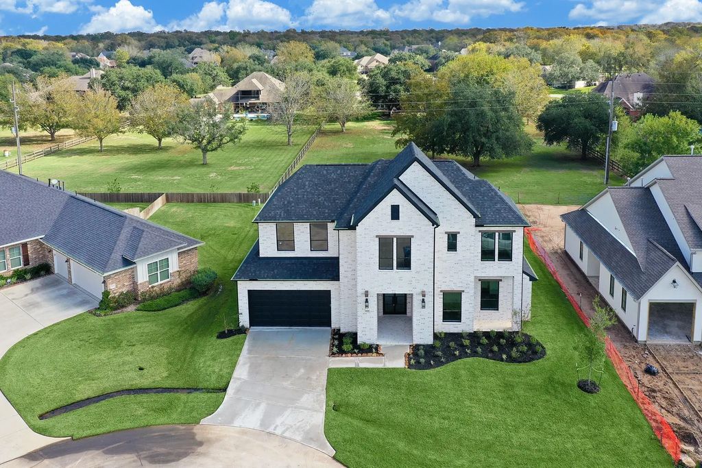32707 Waterfowl Drive, Fulshear
