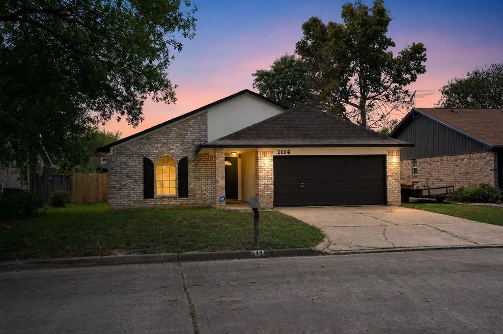 1114 Memorial Glen Drive, Humble