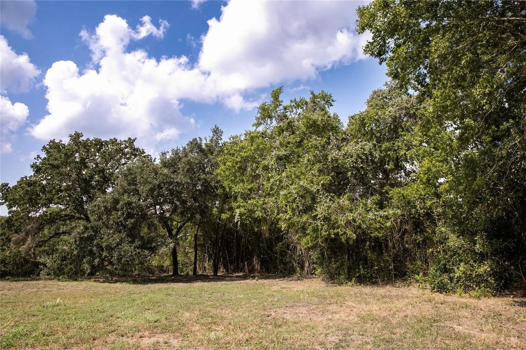 Tract Two - 400 South Railroad Street, Burton