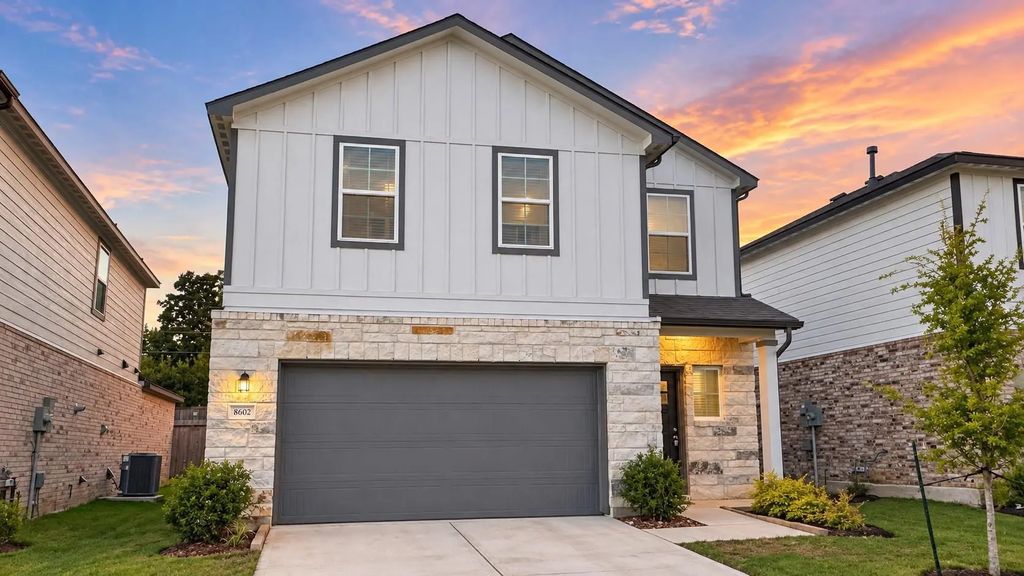8602 Blueberry Ash Street, Magnolia