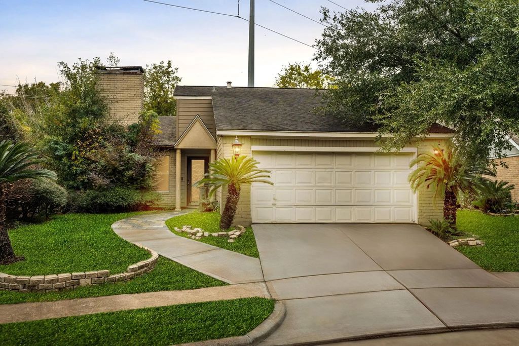 5455 Oakhaven Lane, Houston