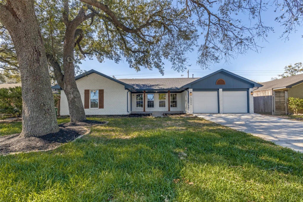 10406 Willowisp Drive, Houston