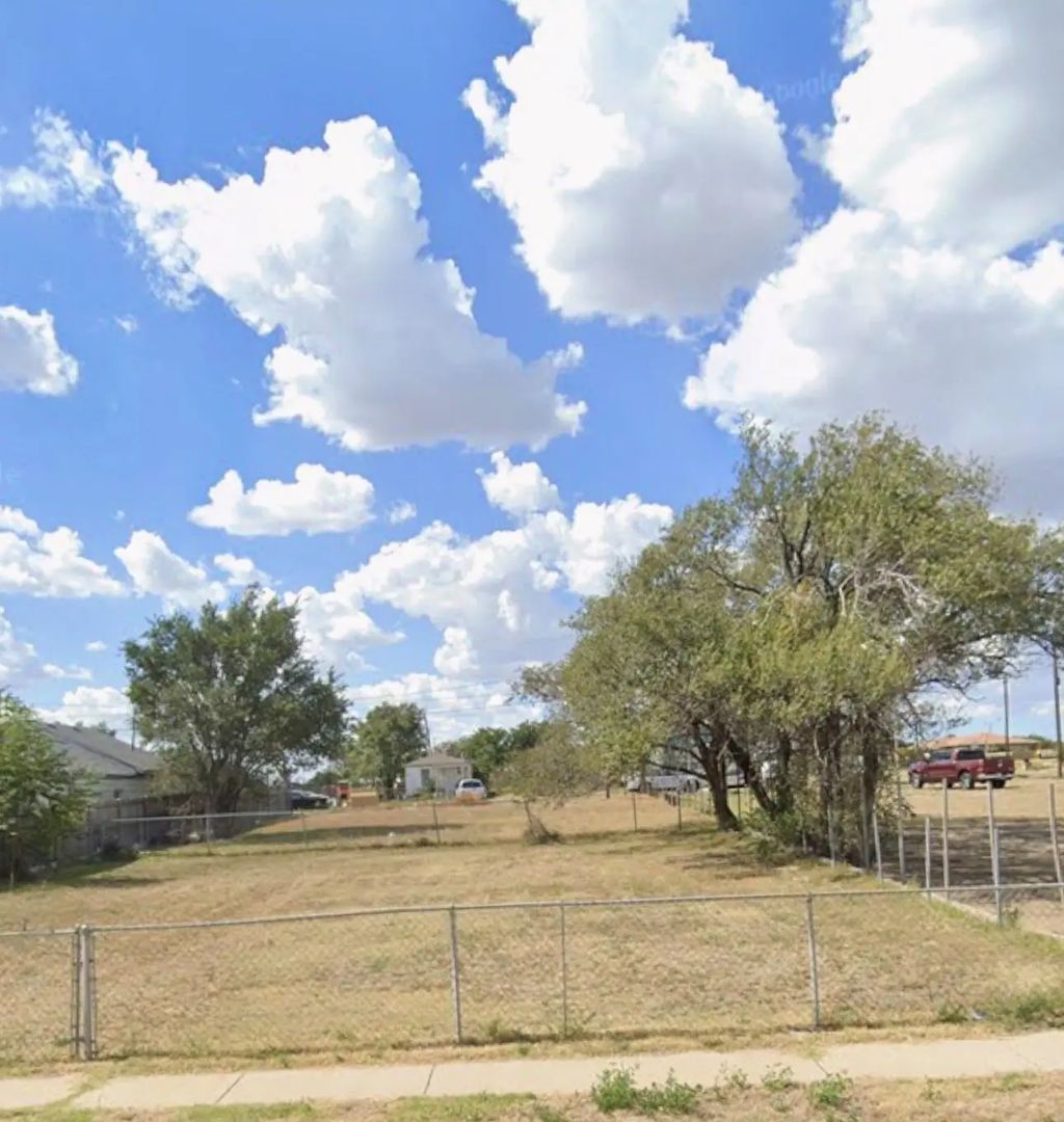 1113 N Hughes Street, Amarillo