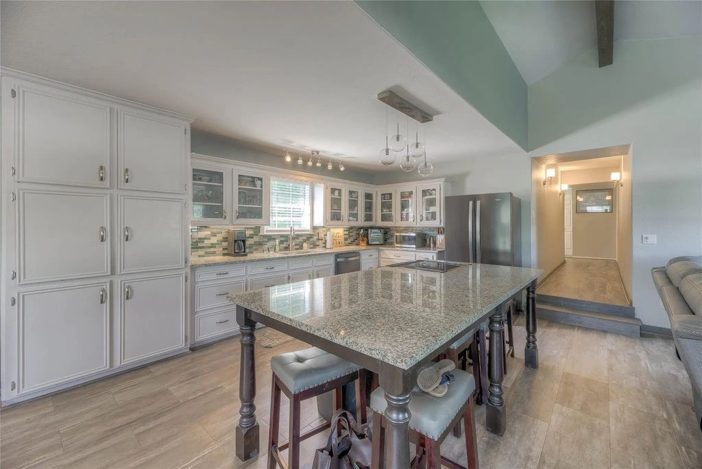 134 Deer Run Road, Trinity