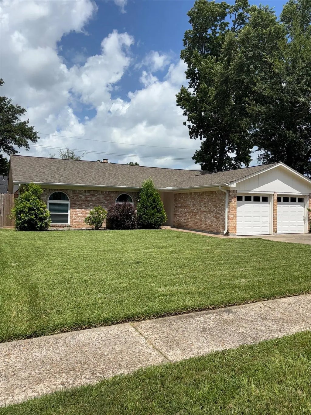 15815 Whipple Tree Drive, Houston