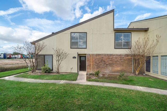 7847 Green Lawn Drive 7847, Houston