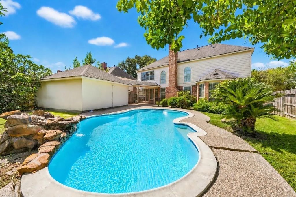 4907 Cambridge Street, Sugar Land