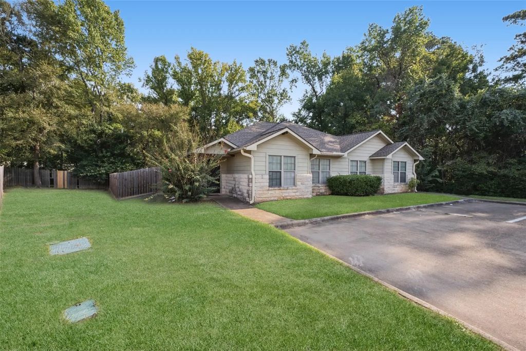 154 Sendero Drive, Huntsville