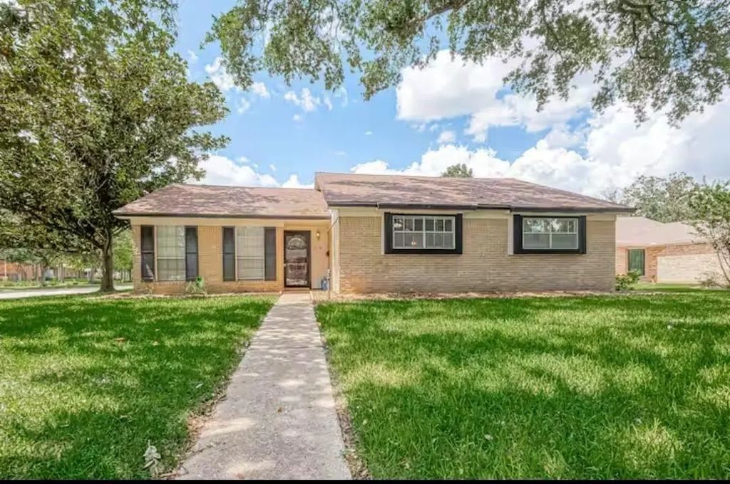 9654 Meadowland Drive, Houston