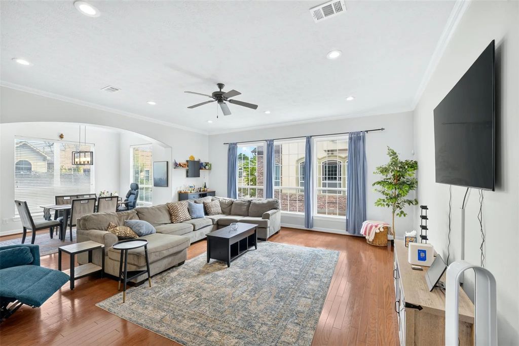 5939 Kiam Street F, Houston