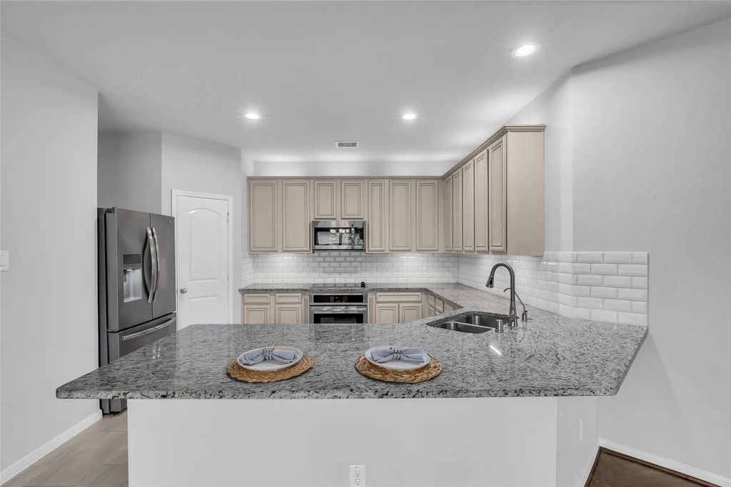 9199 White Tail Drive, Conroe