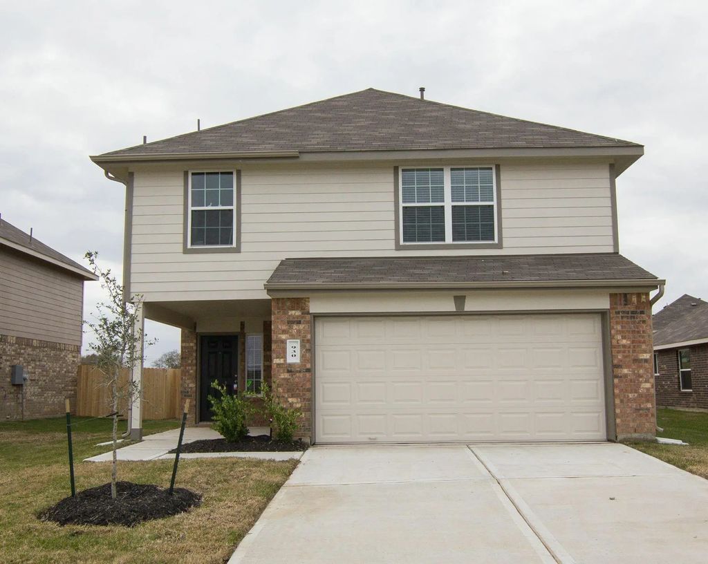 930 Ember Wood Court, La Marque