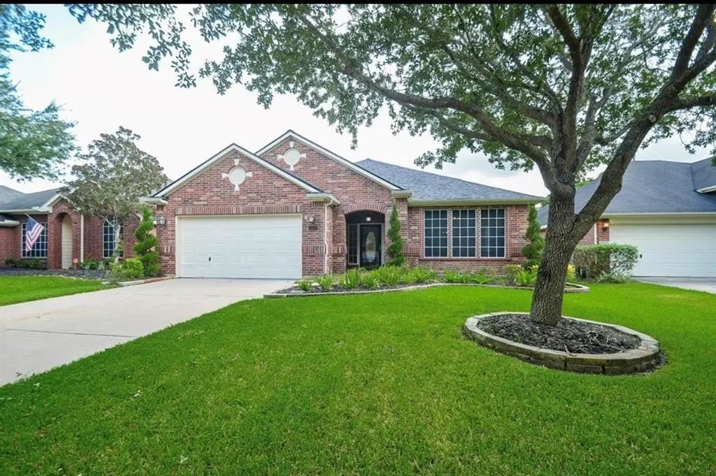 210 Riverway Bluff Lane, Richmond
