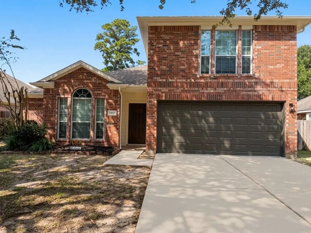 11922 Lois Lane Drive, Pinehurst