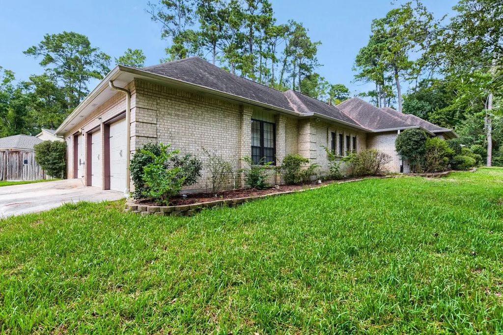 1650 White Oak Creek Drive, Conroe