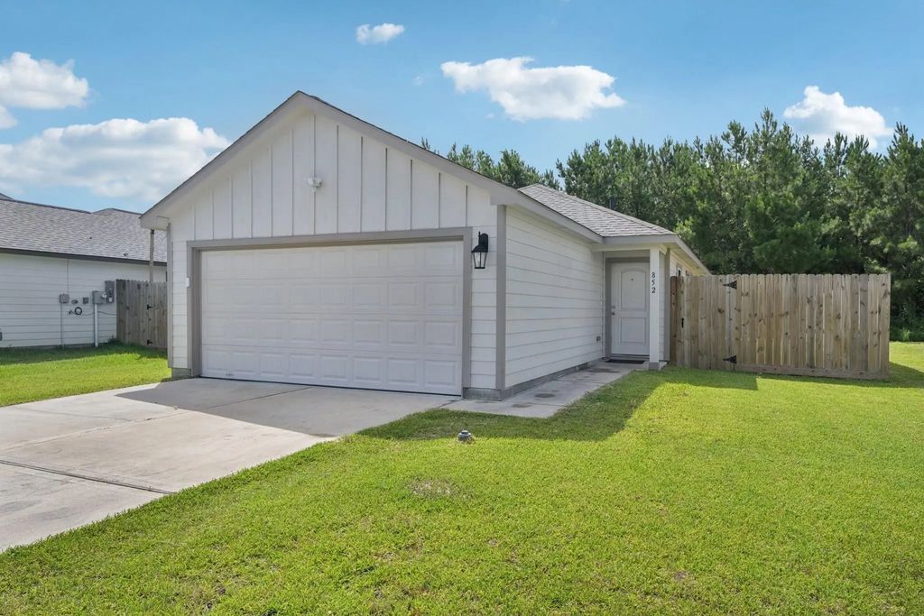 852 Road 5138, Cleveland