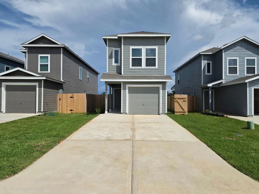 3663 Duplet Avenue, Conroe