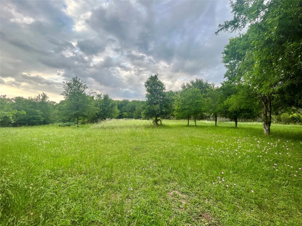 198 Riverside Drive, La Grange