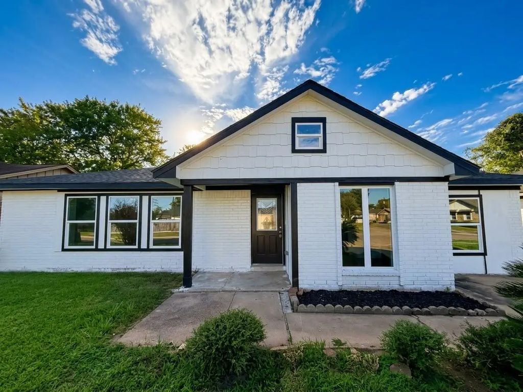 15022 Buxley Street, Houston