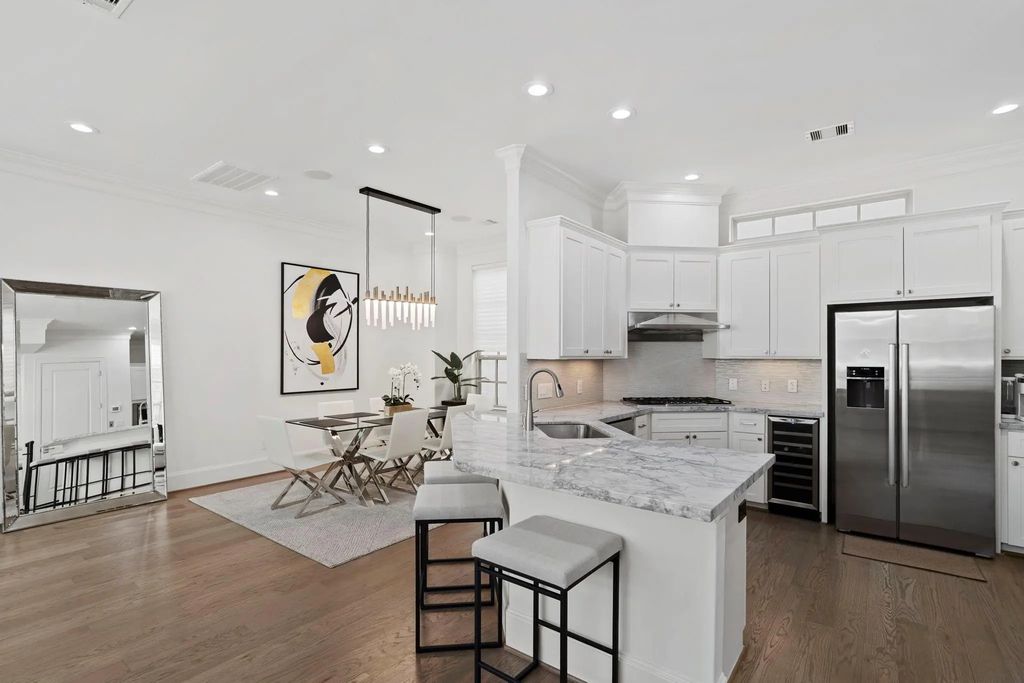 2174 Briarglen Drive, Houston