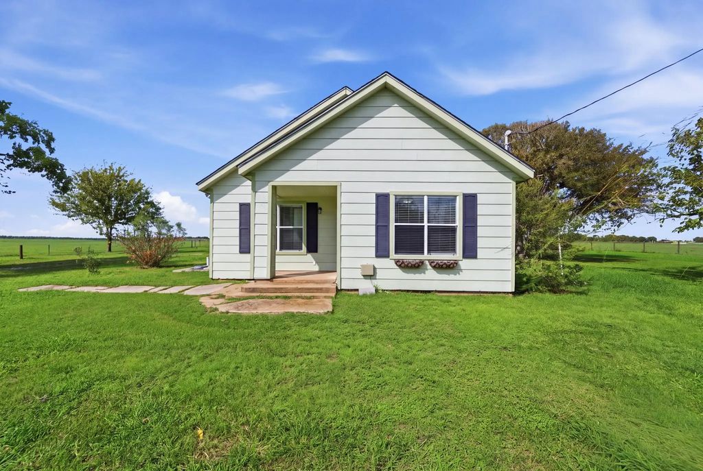 427 County Road 304, Palacios