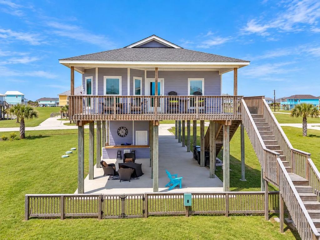 18607 Warrior Road, Galveston