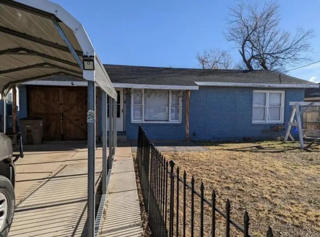 3128 Travis Street, San Angelo