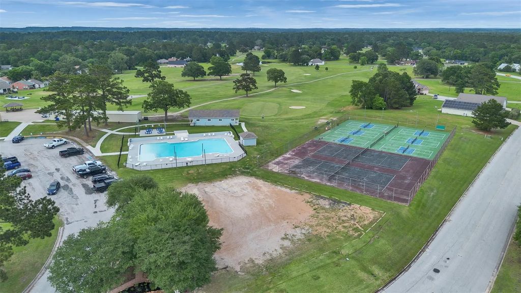 Piping Rock, Trinity