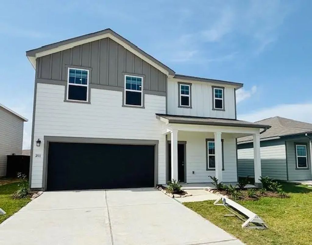 2511 Evergreen Falls Drive, Crosby