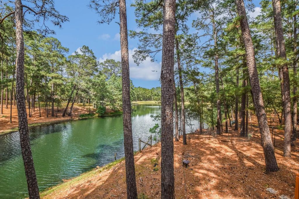 124 Broken Bow Road, La Grange
