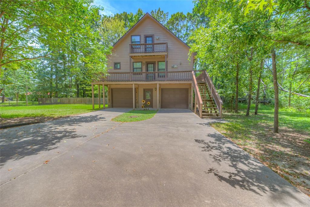 445 Knollwood Creek, Onalaska