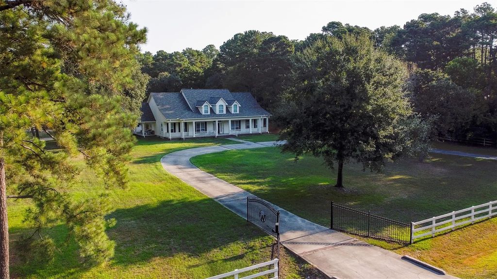 20002 Country Lake Drive, Magnolia