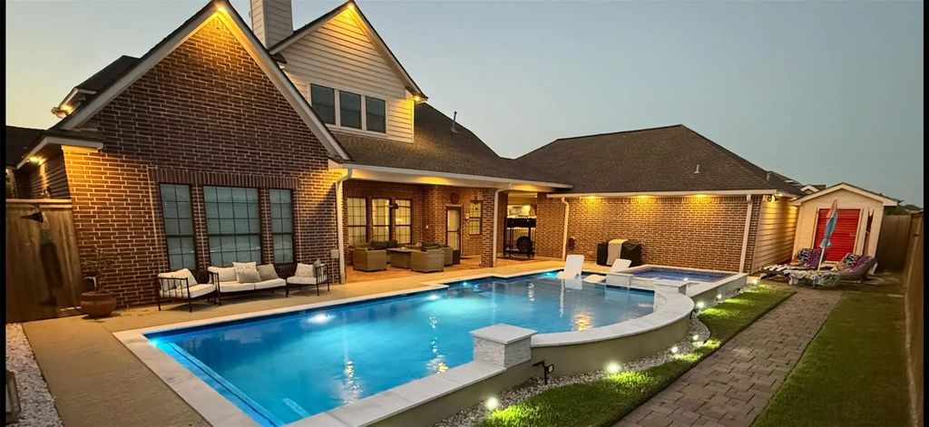 1817 Mesa Verde Drive, Deer Park