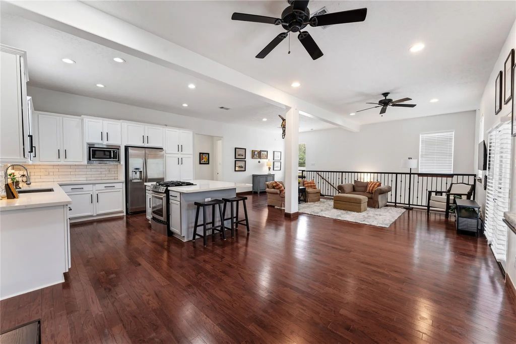 415 W 8th Street, Houston