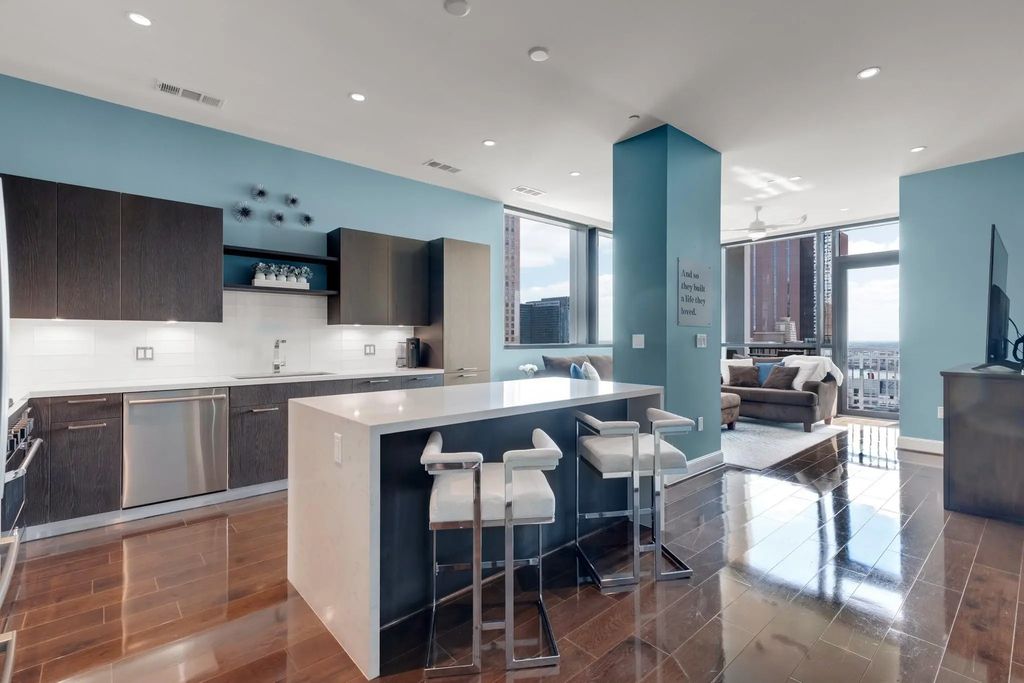 1211 Caroline Street 1801, Houston