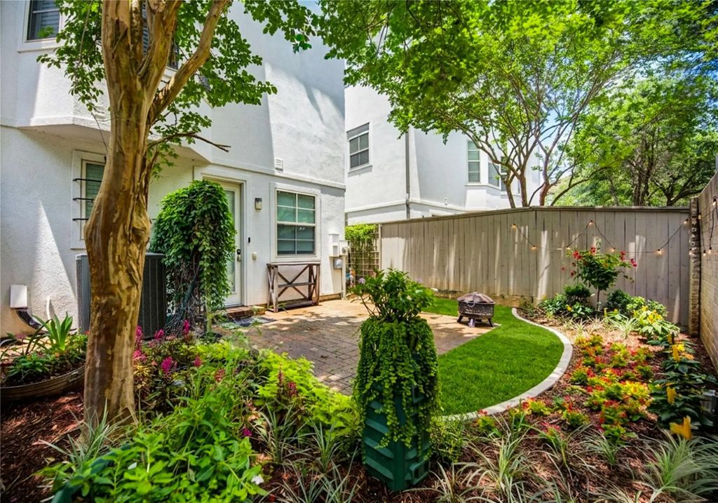 16011 Morgan Street, Sugar Land