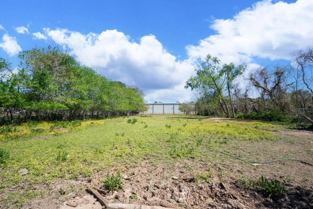 9509 Radio Road, Houston