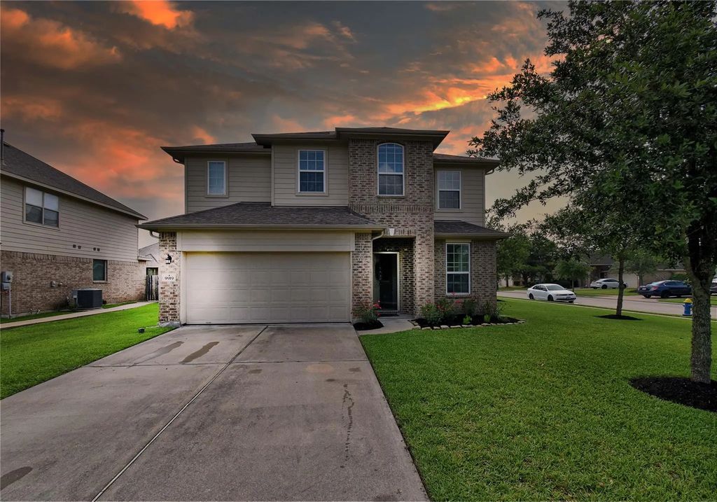 9919 Silver Terrace Drive, Rosharon