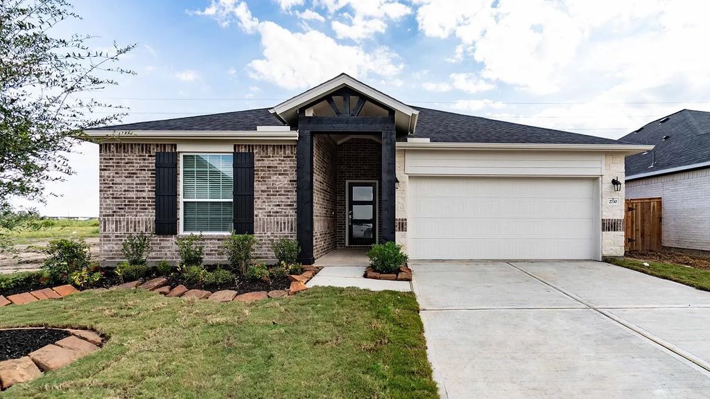 2730 Ruby Laurel Drive, Iowa Colony