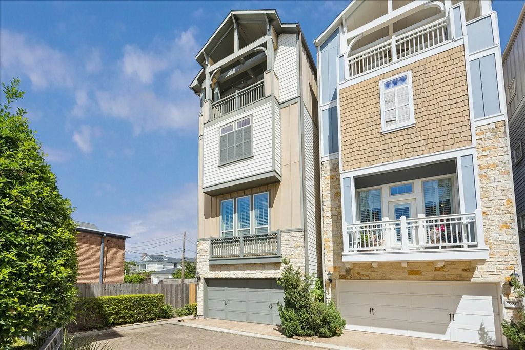 923 Byrne Street, Houston